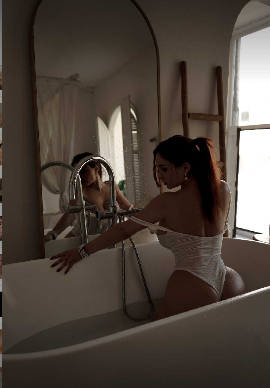 A playful frame from Miranda Faith nude — online in Ljubljana