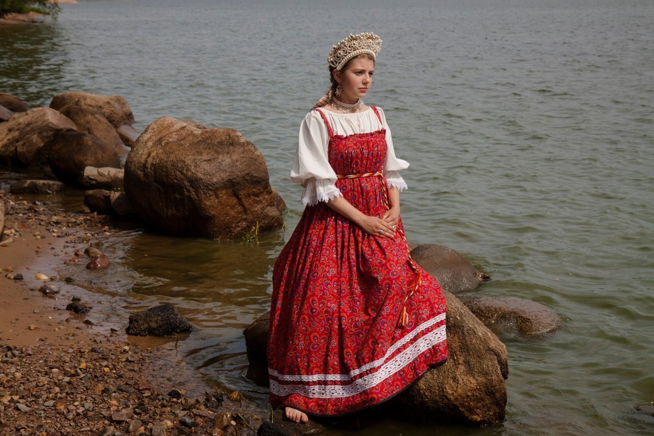 Women in Slavic costumes in Ljubljana